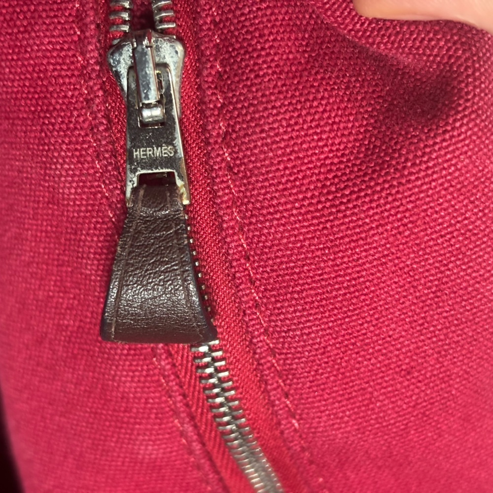 Authentic HERMES Toroca Horizontal MM Tote Bag - Picture 10 of 13